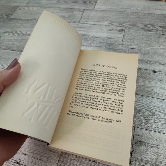 Destinys Pawn‎ by Mary Daheim 1984 Avon 1st Printing Edition Regency Romance - Picture 2 of 10